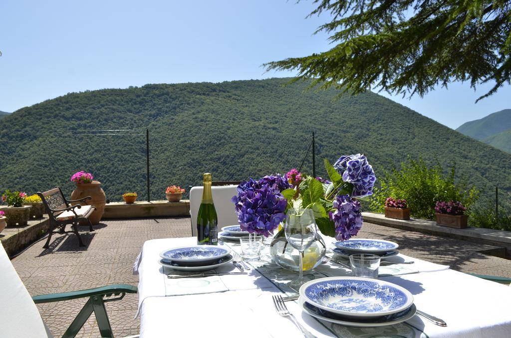 Villa La Torre Del Cerreto Cerreto di Spoleto Esterno foto