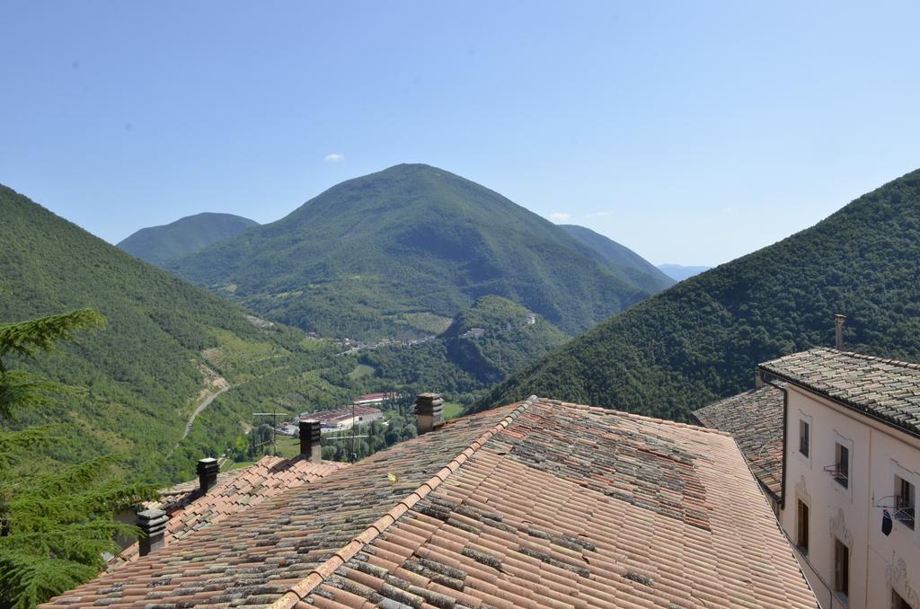 Villa La Torre Del Cerreto Cerreto di Spoleto Esterno foto